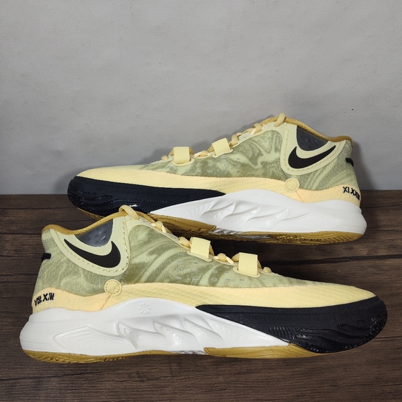 Nike Kyrie 8 Citron Tint Leopard Yellow Men's Size 14 Women's 15.5 DJ6017-800 - Picture 10 of 14